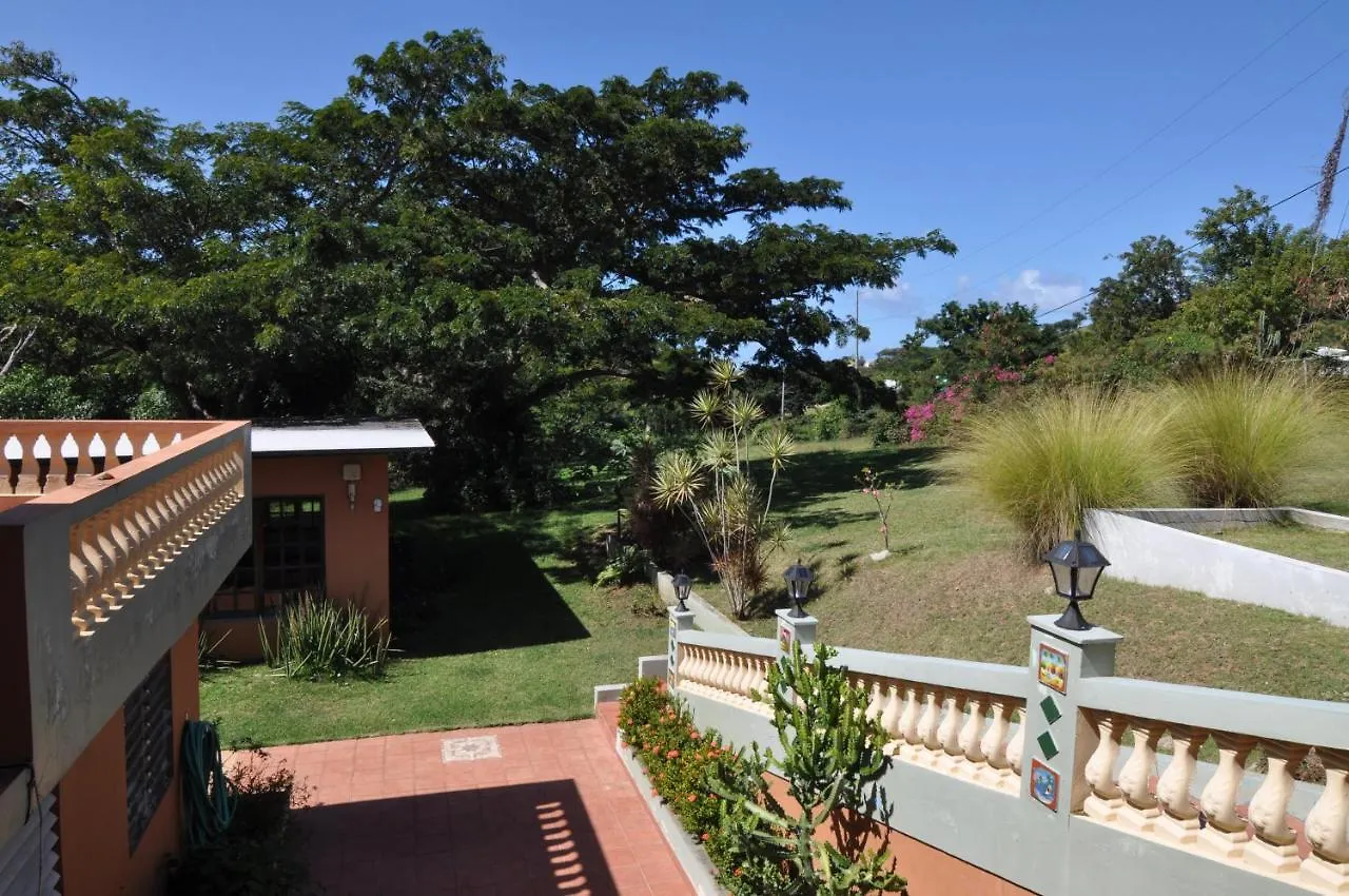 Isla Hermosa Guesthouse Vieques